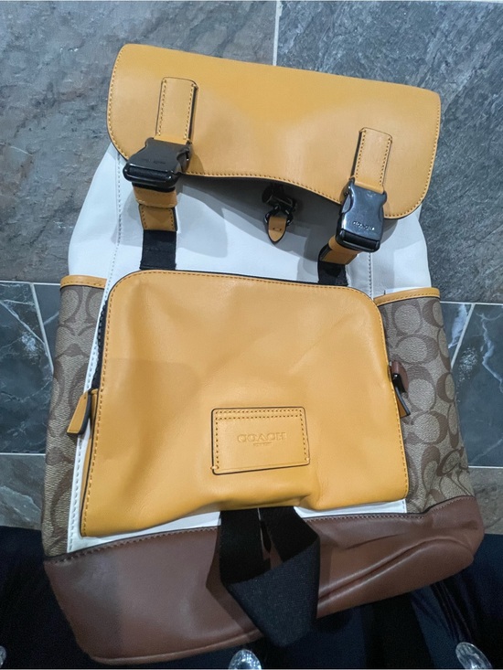Coach Two-Tone Signature Canvas Backpack with Mustard and Brown Leather main image 4
